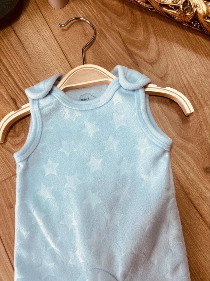 Taille 1 mois pyjama polaire garçon TAO bleu clair * étoiles * 💙 - photo numéro 3
