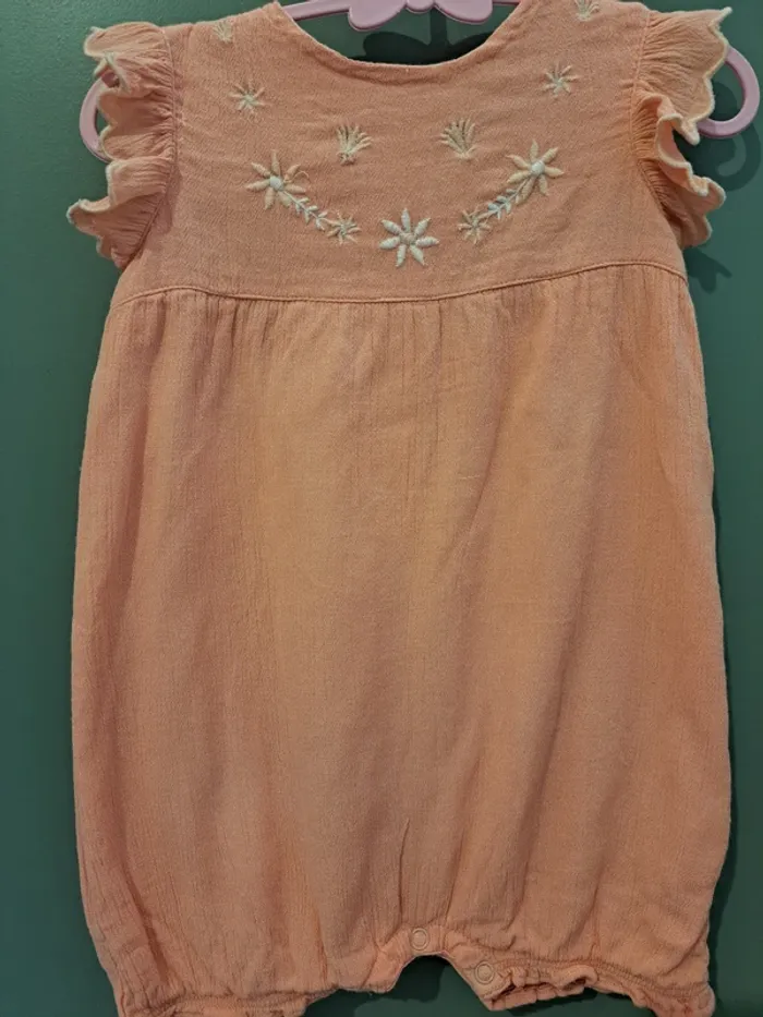 Barboteuse abricot avec broderie 12 mois - photo numéro 2