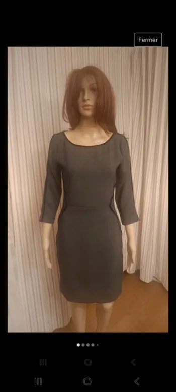 Magnifique Robe gris/noir Armani Exchange t S
