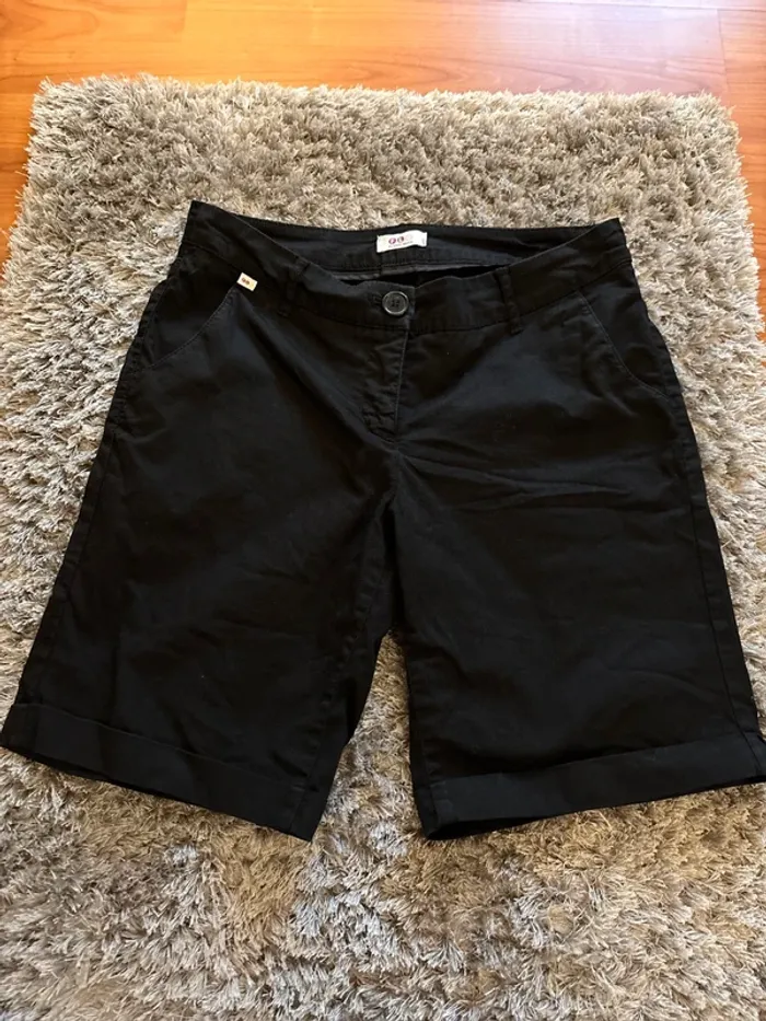 Short flashlights 38