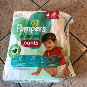 Lot de 3 couches pampers harmonie pants taille 4
