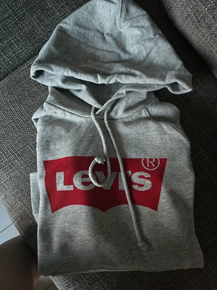Sweat avec capuche