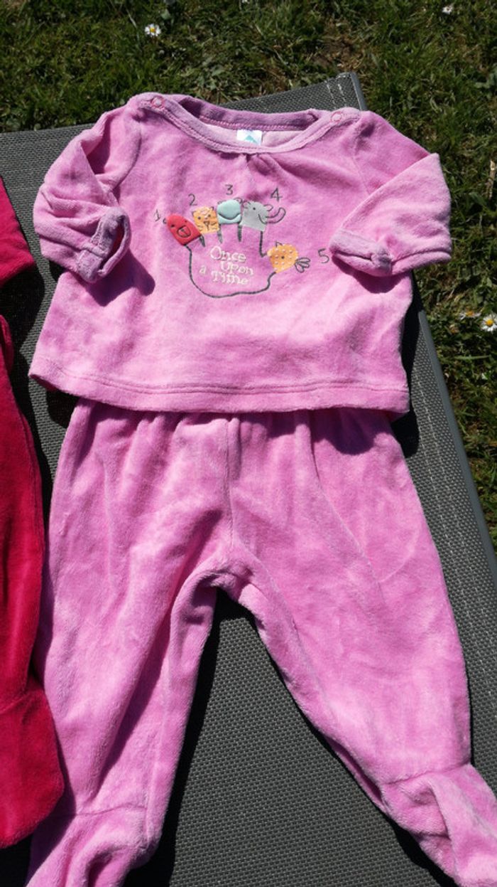 Lot Pyjamas fille taille 1 mois - photo numéro 3