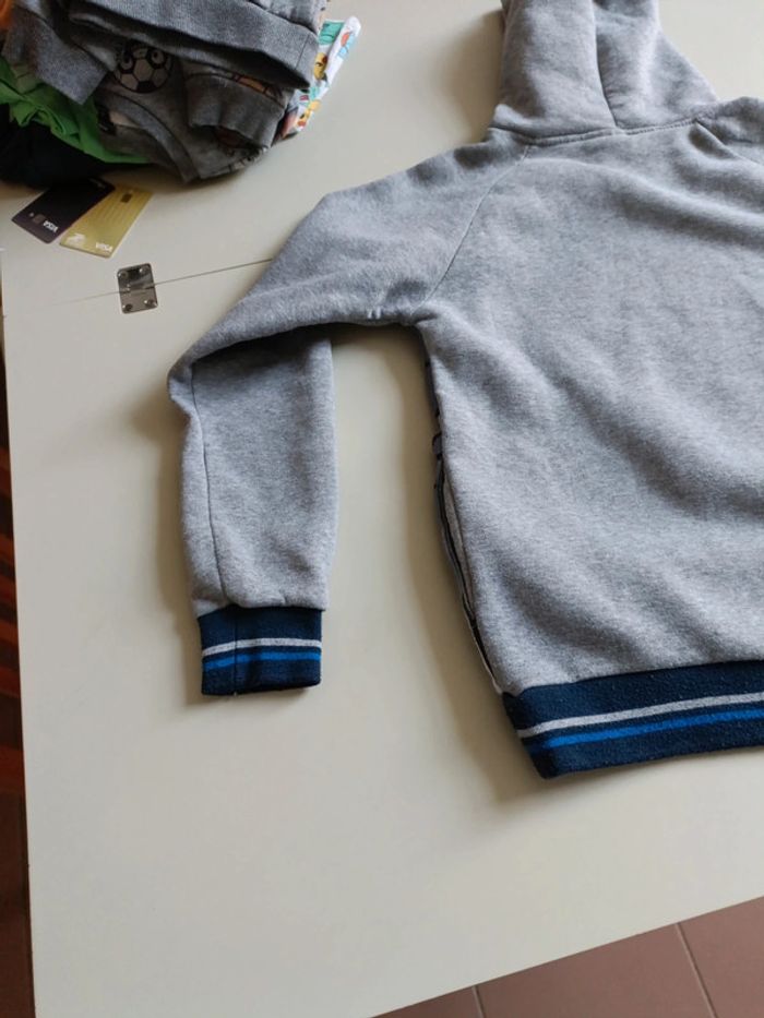 Pull à capuche Batman 12 ans - photo numéro 9