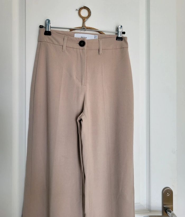 Pantalon taille haute large évasé Bershka taille 32 - photo numéro 4