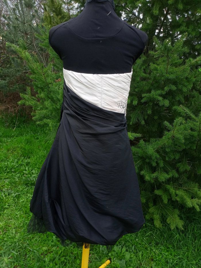 robe chic taille 38/40 - photo numéro 2