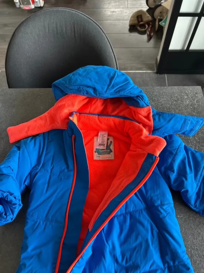 Combinaison de ski + gants 18 mois - photo numéro 4