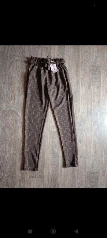 pantalon léger avec poches  42/44