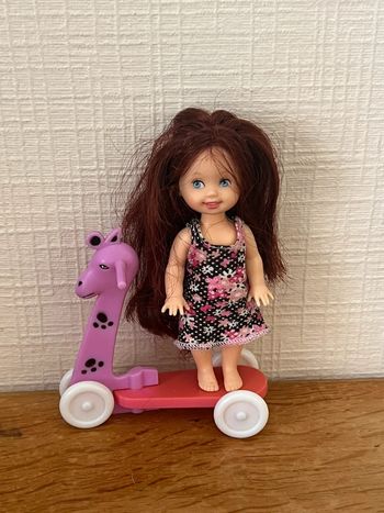 Barbie kelly petite poupée rousse  - enfant Barbie + trottinette enfant Barbie