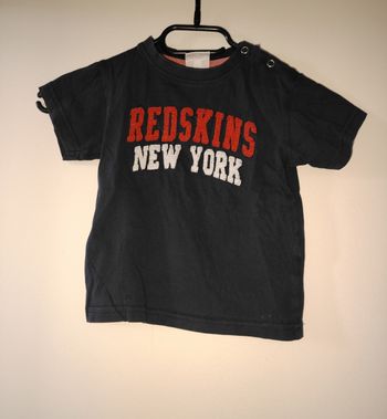 Tee shirt redskins new York taille 24 mois
