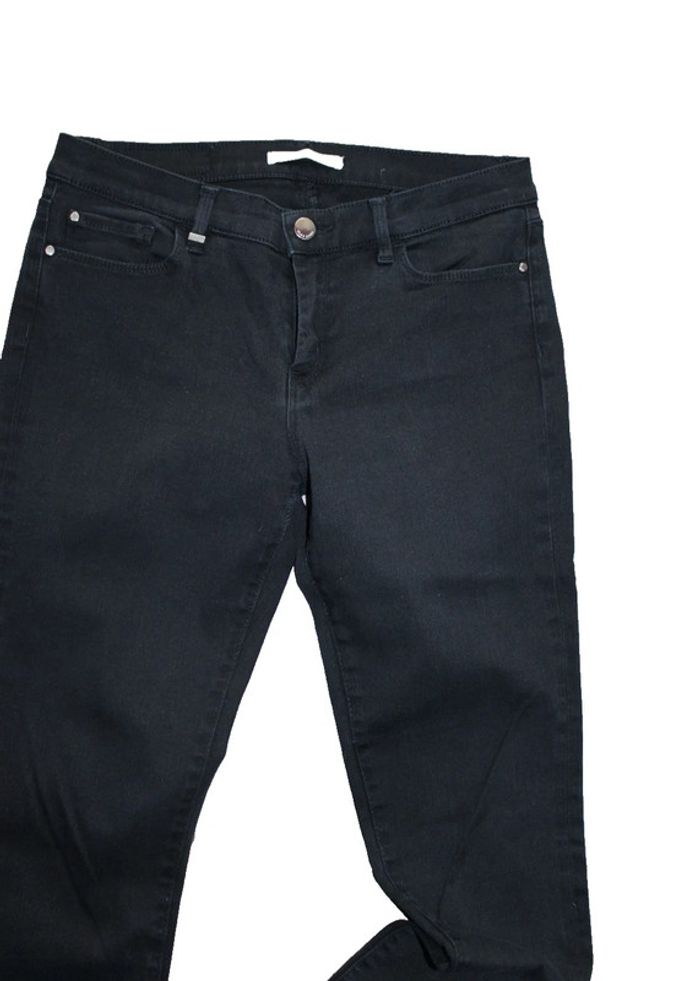 jeans skinny taille normale 7/8 éme  marque hugo boss taille indiquée 27 = 36/38 - photo numéro 2