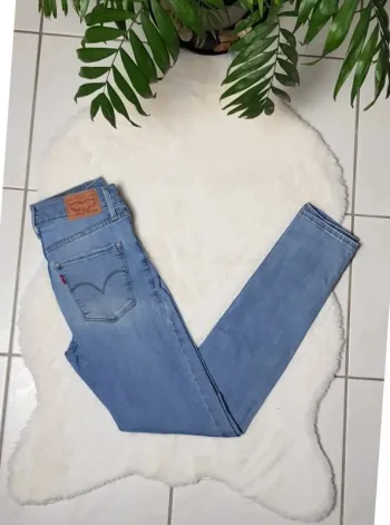 Jean Levi's 311 Shaping Skinny W26 L30 Bleu
