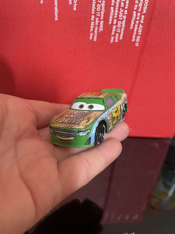 Voiture Cars 3 Tommy Highbanks Disney Pixar Mattel - photo numéro 3