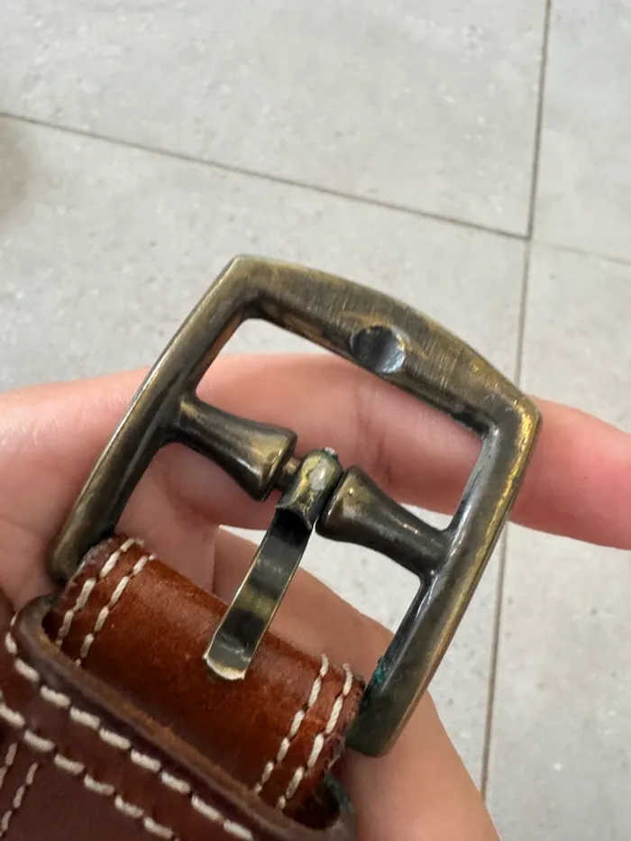Ceinture marron vintage Lario 1898, il y a des marques d'usures 93cm - photo numéro 5