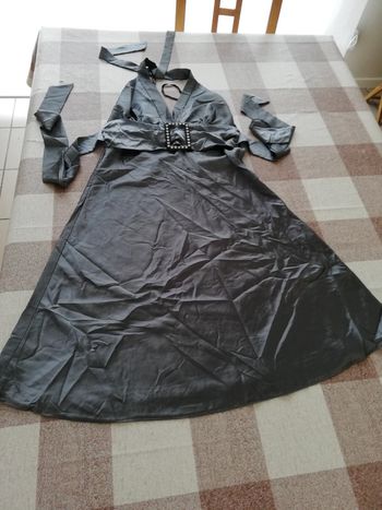 Robe dos nu grise taille 1