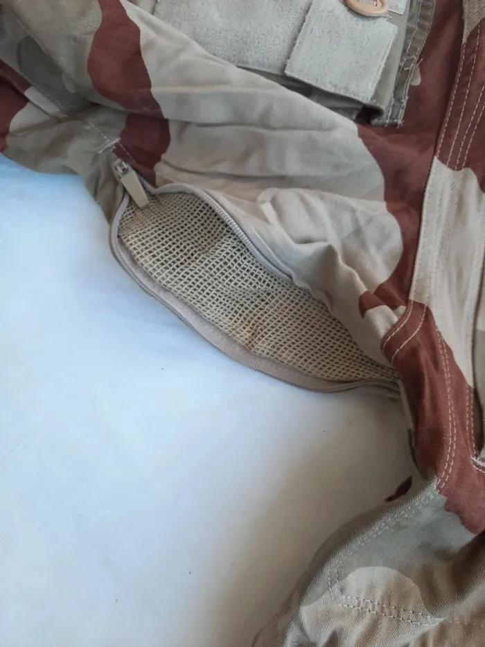 Veste militaire manches longues avec capuche taille M - photo numéro 6