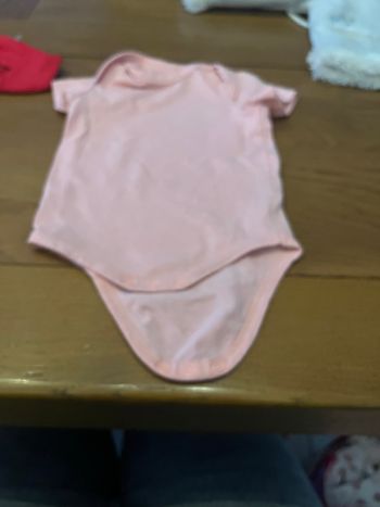 Vend lot body 6 mois