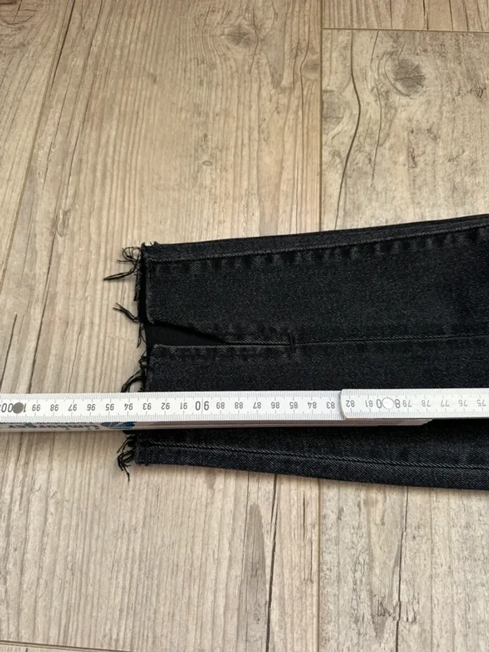 Jeans mom slim stretch noir stradivarius - photo numéro 3