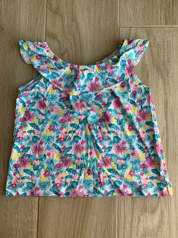 T-shirt sans manches à volants 8 ans