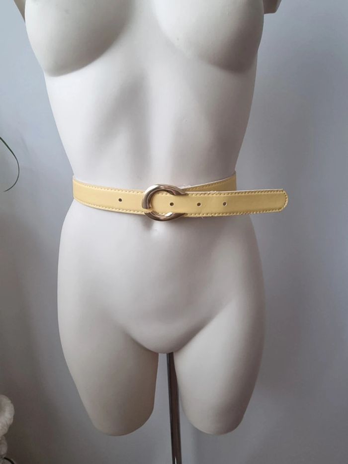Ceinture jaune vintage boucle métal doré - photo numéro 16