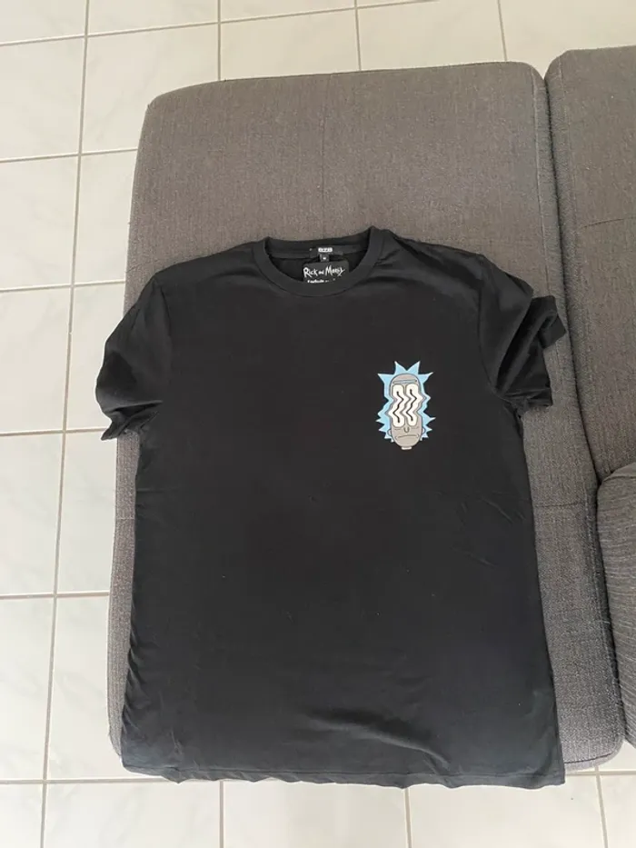 T-shirt BZB x Rick and Morty Édition spéciale Taille M Parfait état