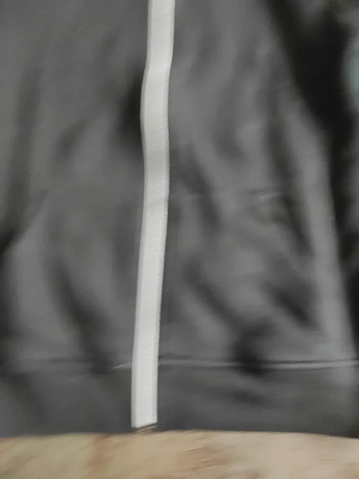 Veste sport noire - photo numéro 3