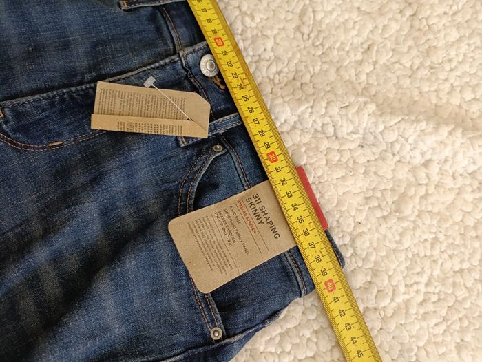 Jean Levi's 311 Shaping Skinny brut taille 38 neuf - photo numéro 6