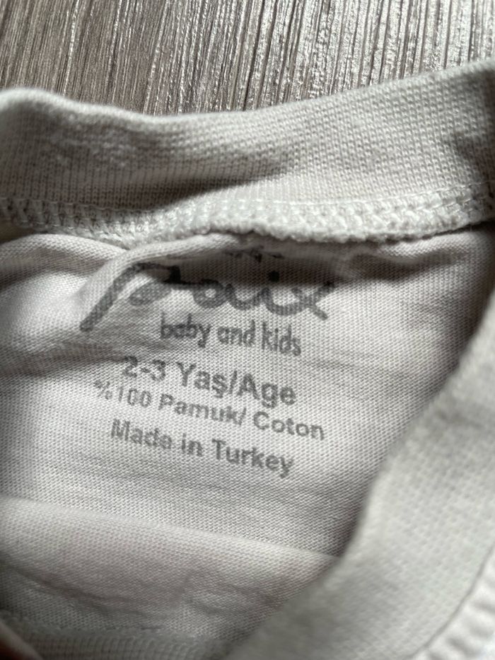 Pyjama 2/3 ans - photo numéro 2