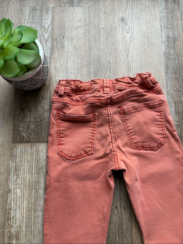 - Pantalon Tape à l’œil   - 6 ans - Bon état - photo numéro 2