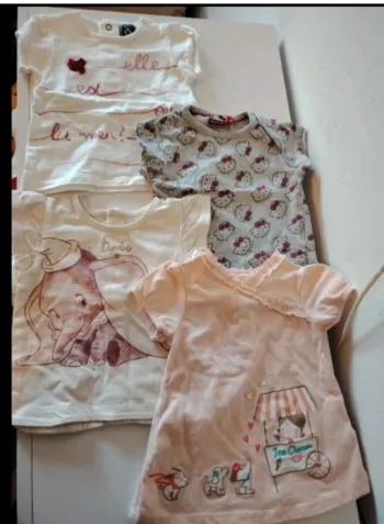 Lot de 4 t-shirts manches courtes 6 mois