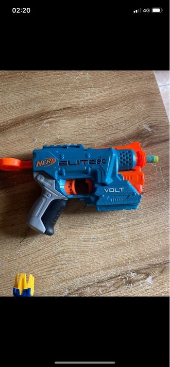 Nerf volt
