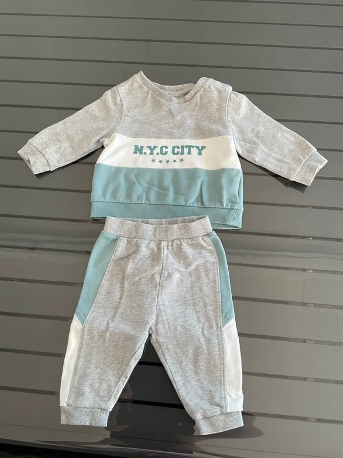 Ensemble jogging et pull