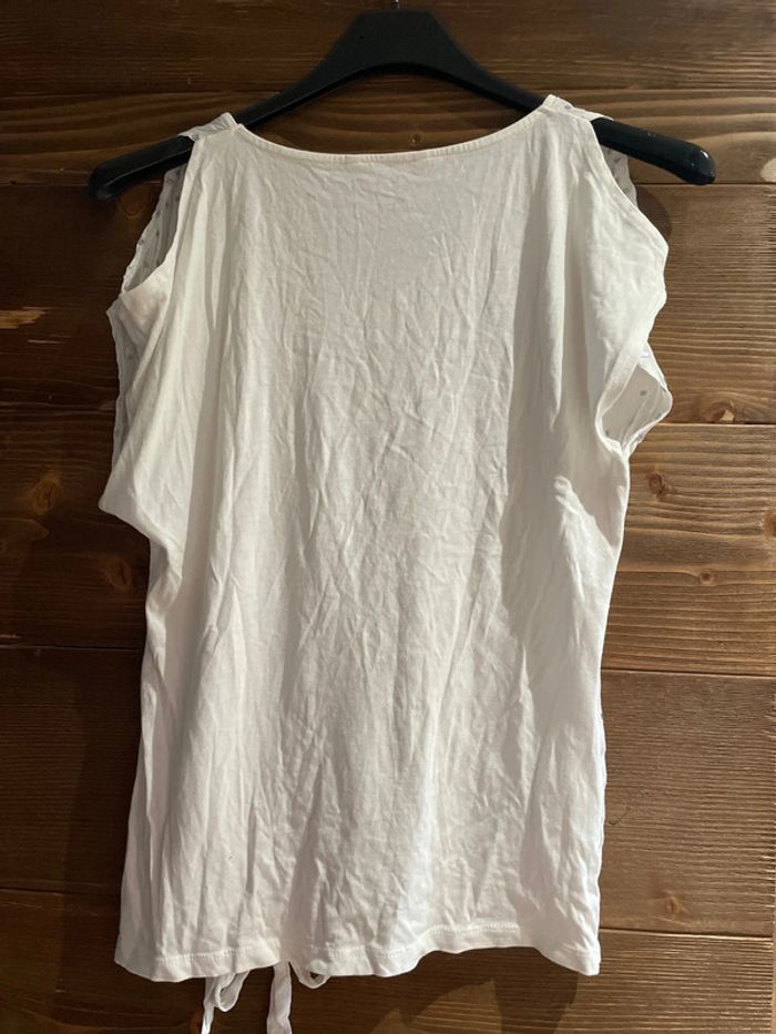 Tee shirt blanc et pois argenté épaule ouverte - photo numéro 4