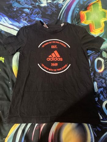 Tee-shirts adidas 