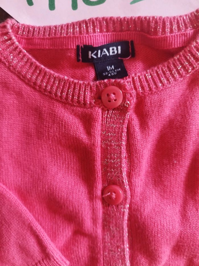 Gilet rose fushia 1 mois - photo numéro 2