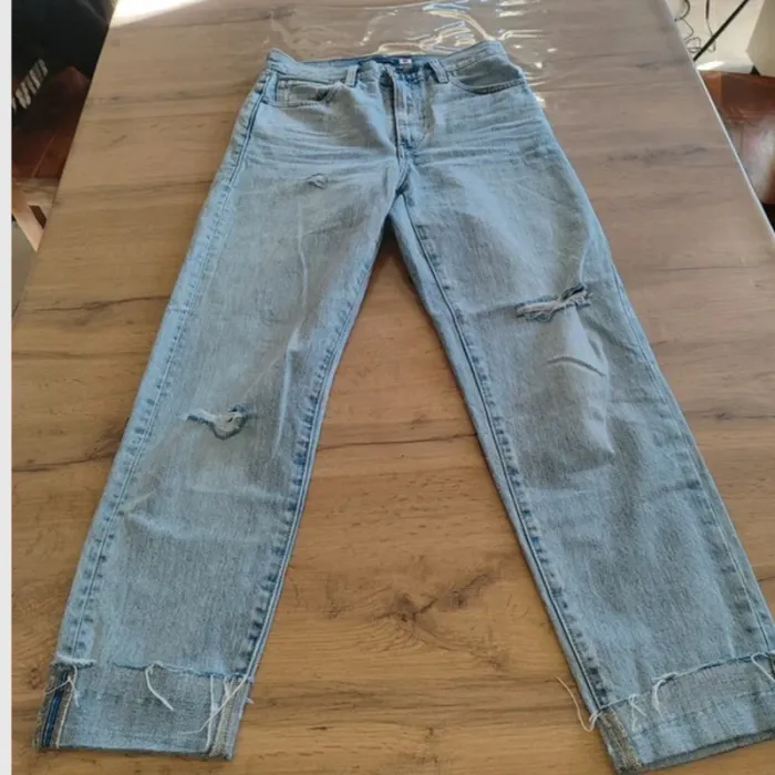 Jeans troué Levi's Made & Crafted bleu clair Taille S - L'icône du style décontracté !