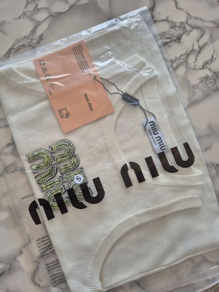 Haut miu miu - photo numéro 3