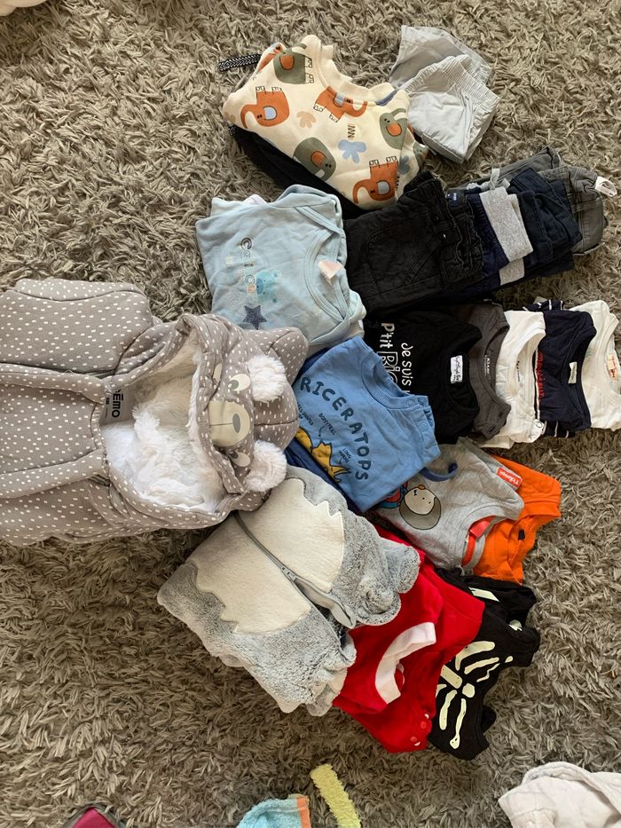 Vend vêtements garçons