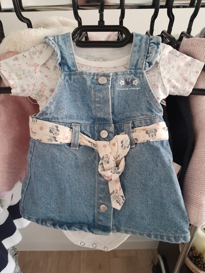 Ensemble d'été Disney 3mois - photo numéro 3