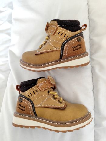 Bottines scratch fourrés bébé garçon taille 20/21