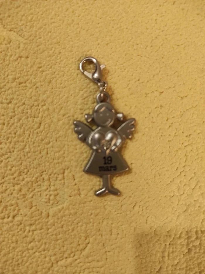 Ange 19 mars - photo numéro 2