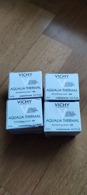 4 pots aqualia vichy