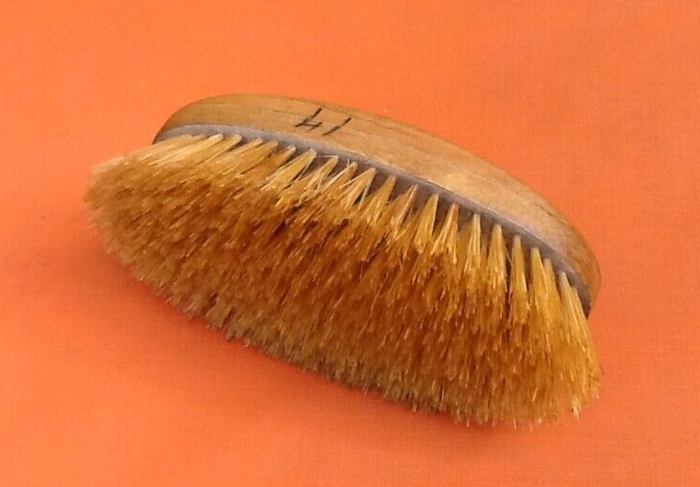 Ancienne brosse à tête type officier Plaquette bois de poirier - photo numéro 3