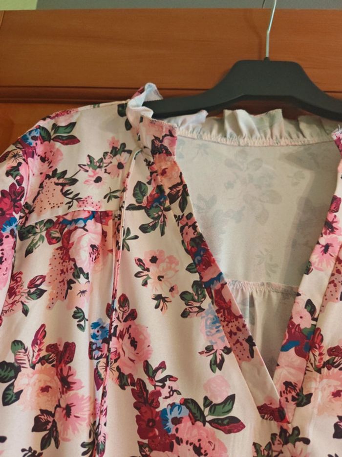 Blouse fleurie - photo numéro 3