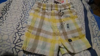 Bermuda 6 mois orchestra neuf