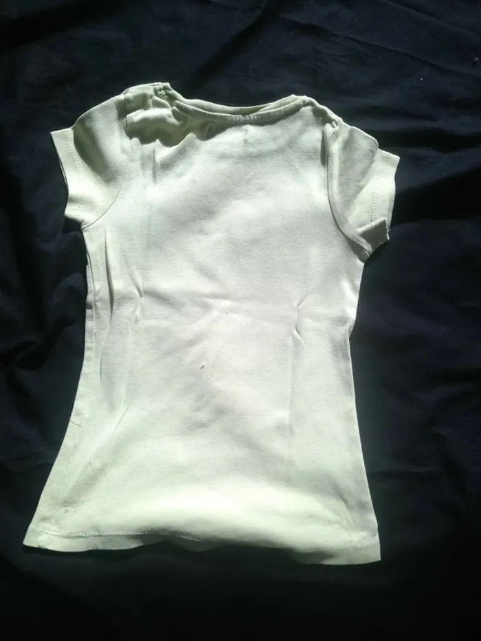Tee Shirt Manches courtes Fille taille 6 ans - photo numéro 2