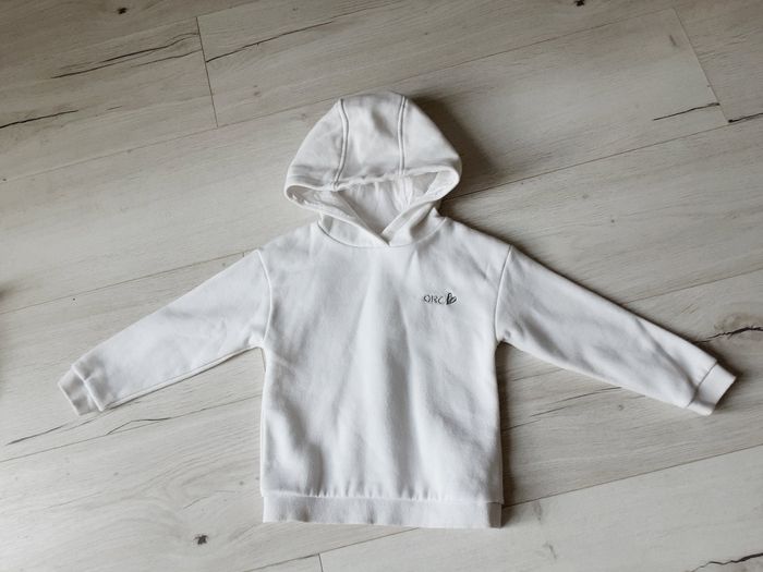 Vêtement fille pull blanc à capuche Orchestra ans Orchestra