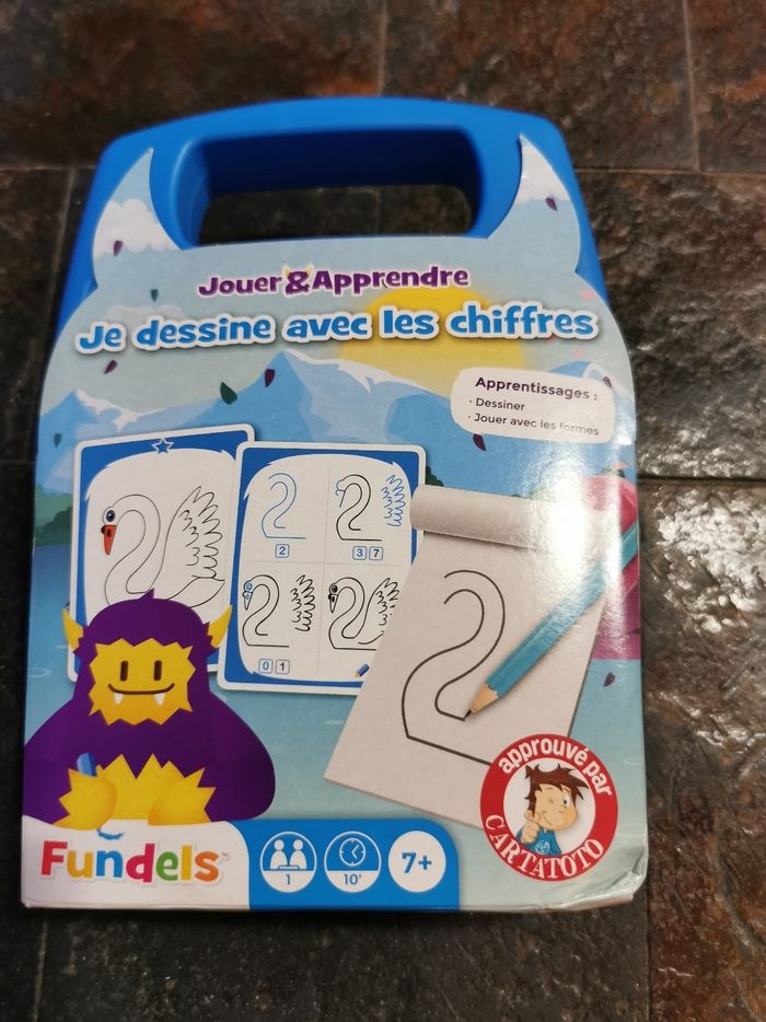 Jouer etApprrendre, Je dessine avec les chiffres neuf