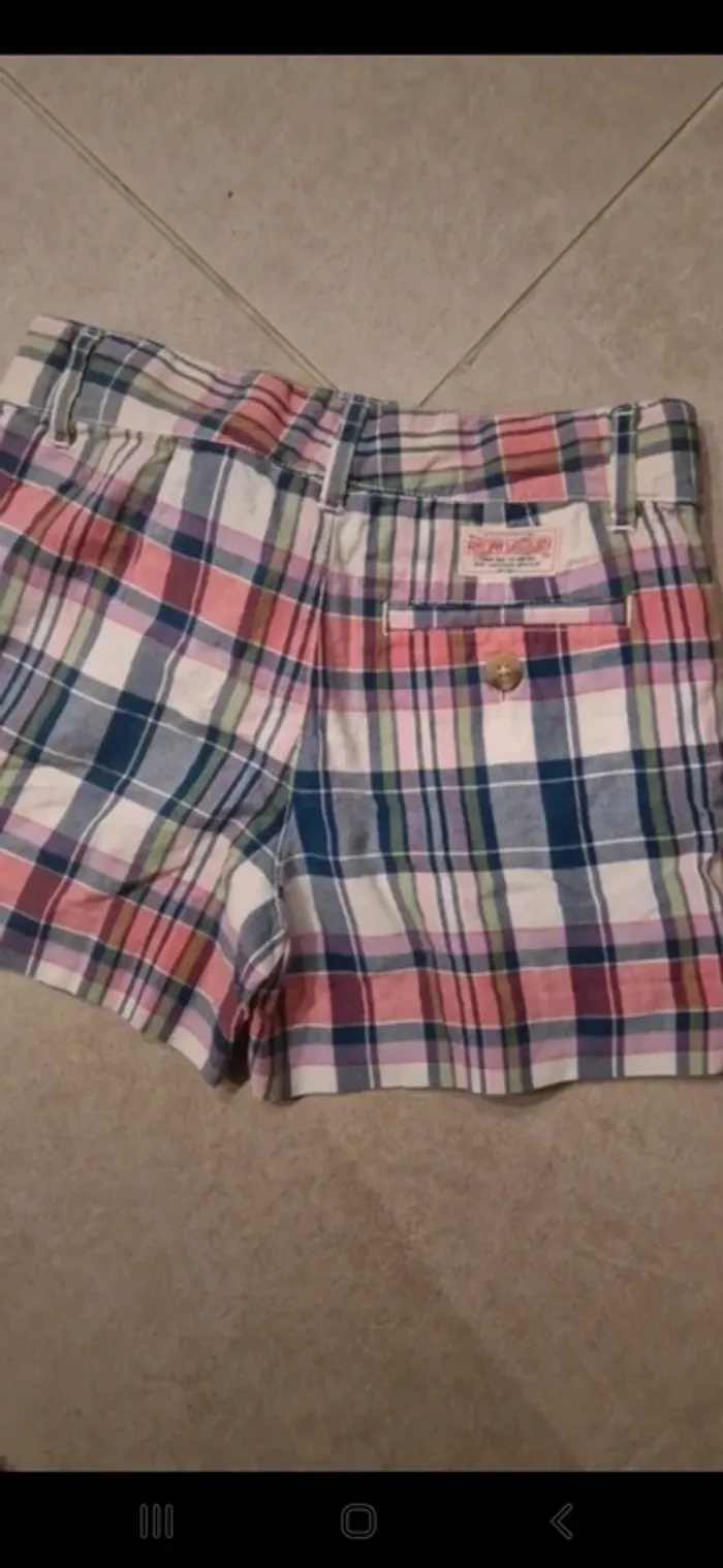 Short ralph lauren 7ans très bon état - photo numéro 4