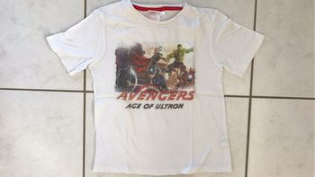 T-shirt avengers 8 ans